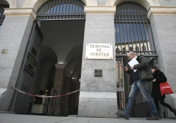 Entrada principal del Tribunal de Cuentas en Madrid.