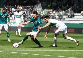 El Racing de Ferrol frena al Elche y sueña con el playoff