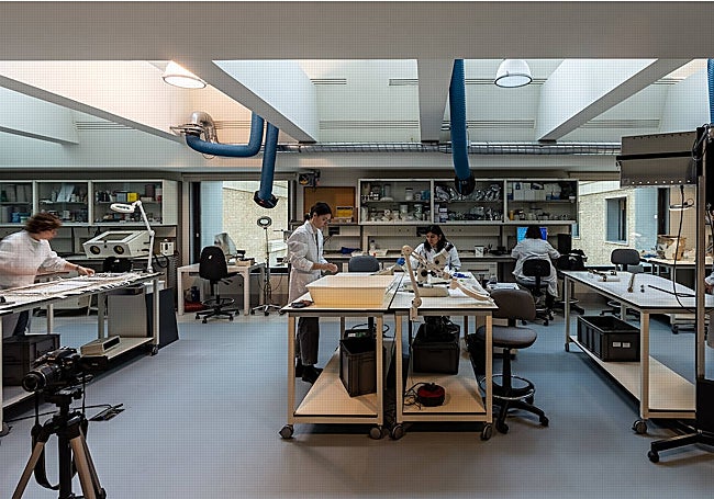 Laboratorio del restauracion del MAN.