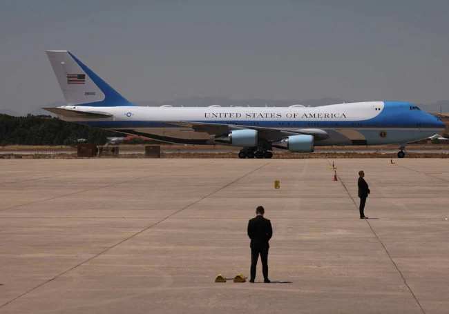 Air Force One, Madrid'de.
