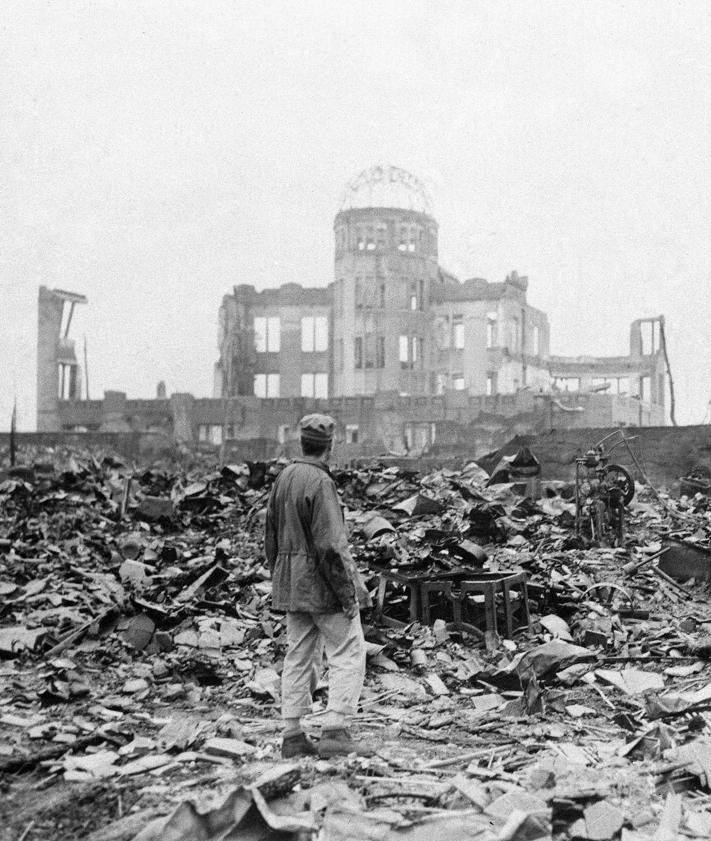 Imagen secundaria 2 - Nagasaki e Hiroshima tras el ataque con bombas atómicas.