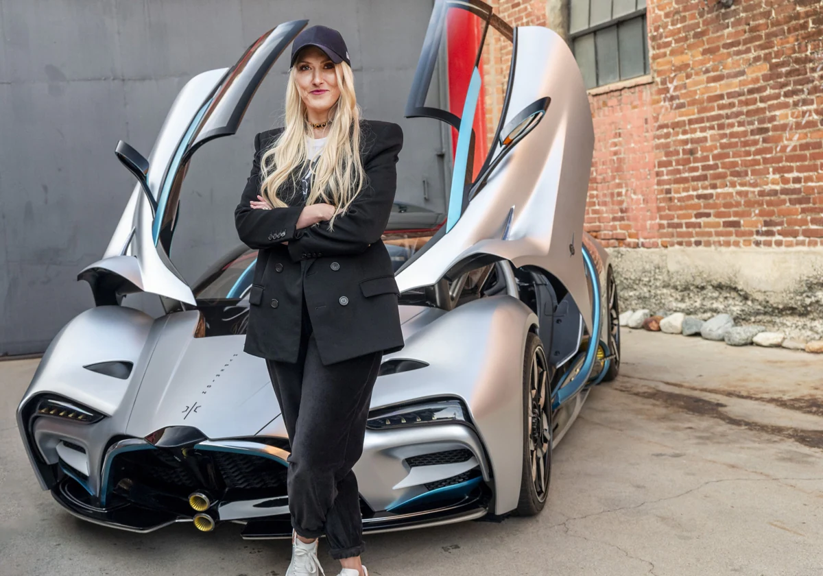 Supercar Blondie: this is the world's first luxury car auction platform