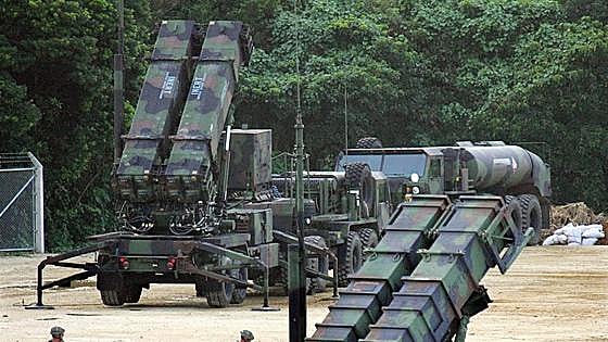 Zelenski advierte que su país puede quedarse sin misiles de defensa aérea