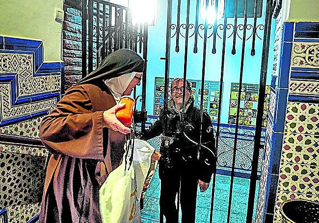 Las carmelitas mantienen la venta de ldulces y mermeladas