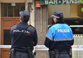 Agentes de policía.