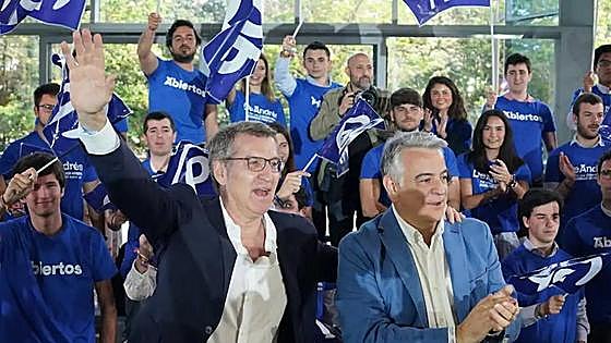 Feijóo y De Andrés cargan contra el PNV y presentan al PP como dique de contención frente a Bildu