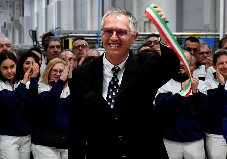 EL CEO de grupo Stellantis, Carlos Tavares, inaugura una fábrica en Turín