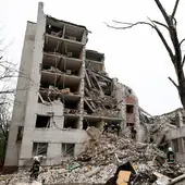 Los misiles rusos han impactado contra una zona muy poblada en Chernígov.