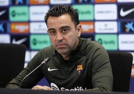 El técnico del FC Barcelona, Xavi Hernández, durante la rueda de prensa.