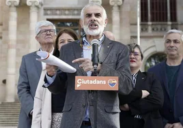 Cs pide vetar la candidatura de Puigdemont en las elecciones catalanas porque su DNI está caducado