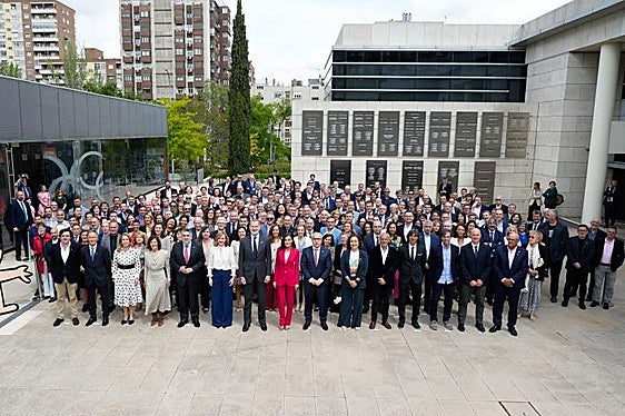 Foto de familia en la sede del Comité Olímpico Español.