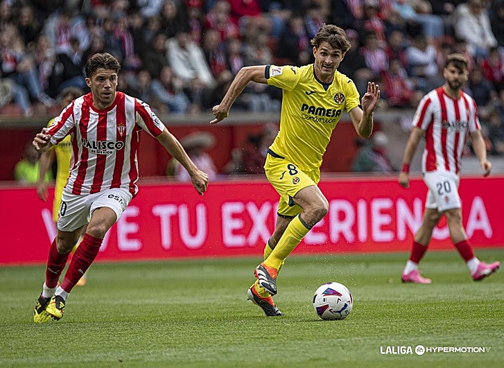 El Villarreal B pasa por encima del Sporting en El Molinón