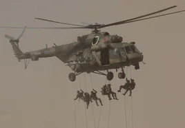 Militares rusos participan en las maniobras estratégicas Cáucaso.