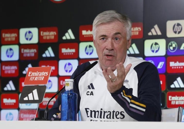 Carlo Ancelotti, durante la rueda de prensa.