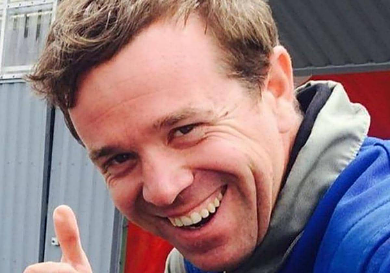 Muere Olivier Masurel, campeón de España de vuelo acrobático, al chocar con un buitre