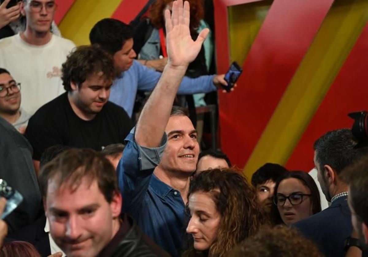 Pedro Sánchez, durante un acto de campaña de las elecciones catalanas.