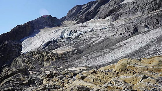 «Los glaciares en los Pirineos son ahora cubitos de hielo abandonados»