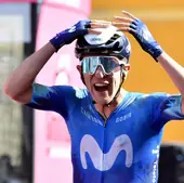 El español Pelayo Sánchez triunfa en el Giro al sprint ante Alaphilippe y Plapp