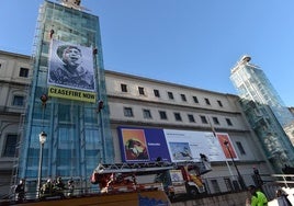 Protesta en el Museo Reina Sofía por la guerra en Gaza.