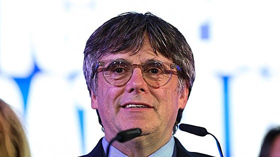 Puigdemont tiende la mano a ERC para construir un gobierno de «obediencia catalana»