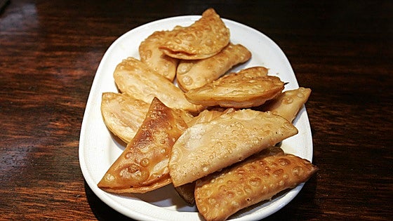 La crisis de las empanadillas llega al 'mercado negro'