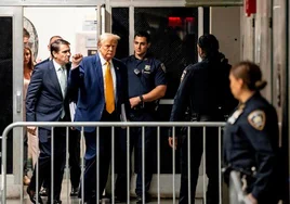 Donald Trump llega al tribunal de Nueva York que le juzga por fraude fiscal.