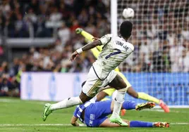 El doblete de Vinicius y los otros tres goles del Madrid al Alavés