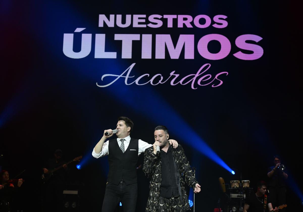 El dúo Andy y Lucas durante un concierto