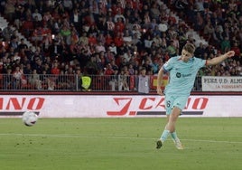 El doblete de Fermín al Almería para que el Barça acaricie el subcampeonato