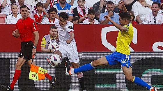 Jesús Navas renueva con el Sevilla hasta el 31 de diciembre y luego se retirará