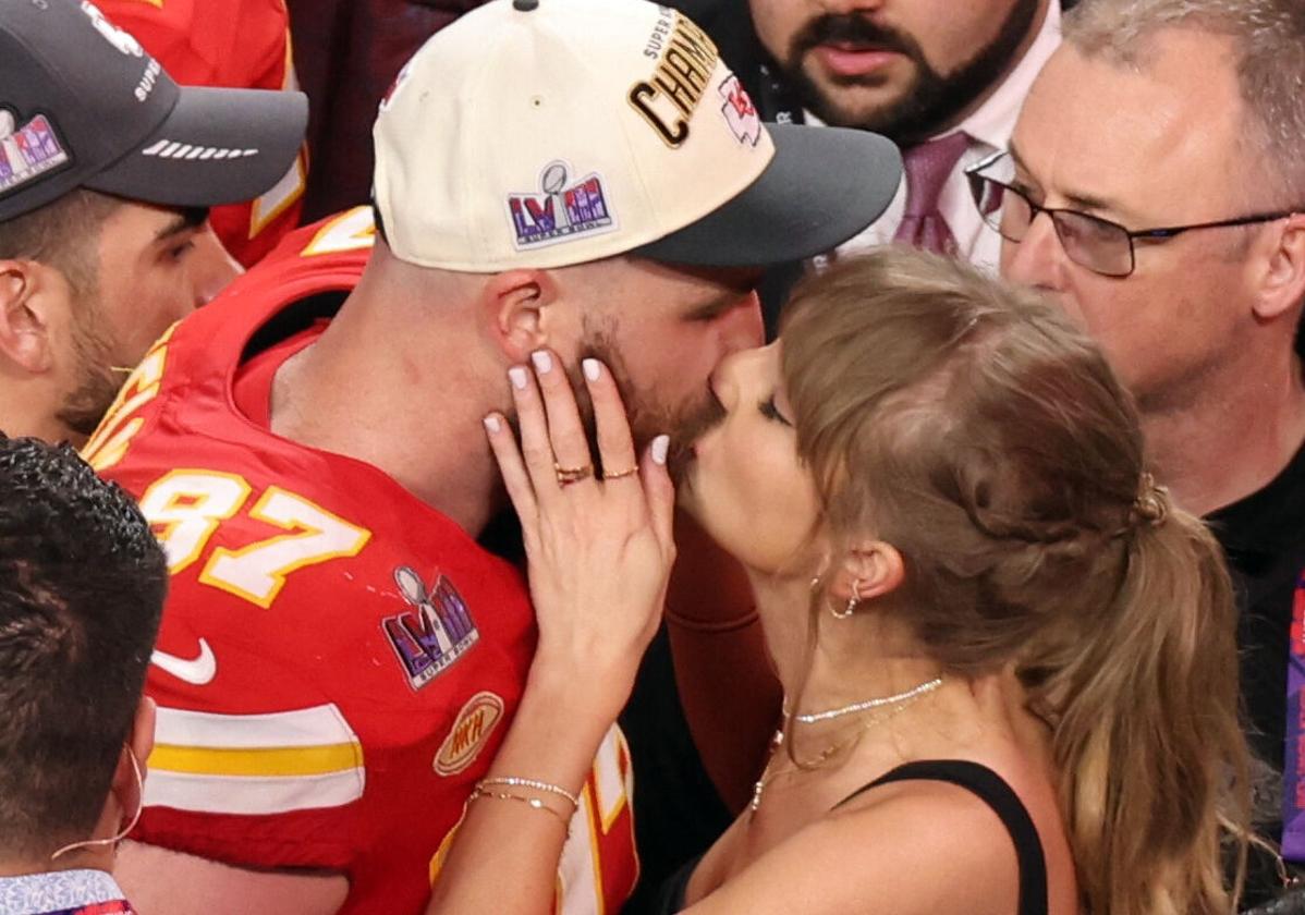 Travis Kelce y Taylor Swift.