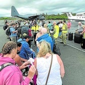 Los graves disturbios en Nueva Caledonia atrapan a cientos de turistas, entre ellos un español