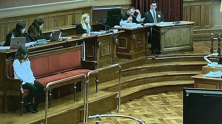 Prisión permanente revisable para la madre que asesinó a su hija en Barcelona