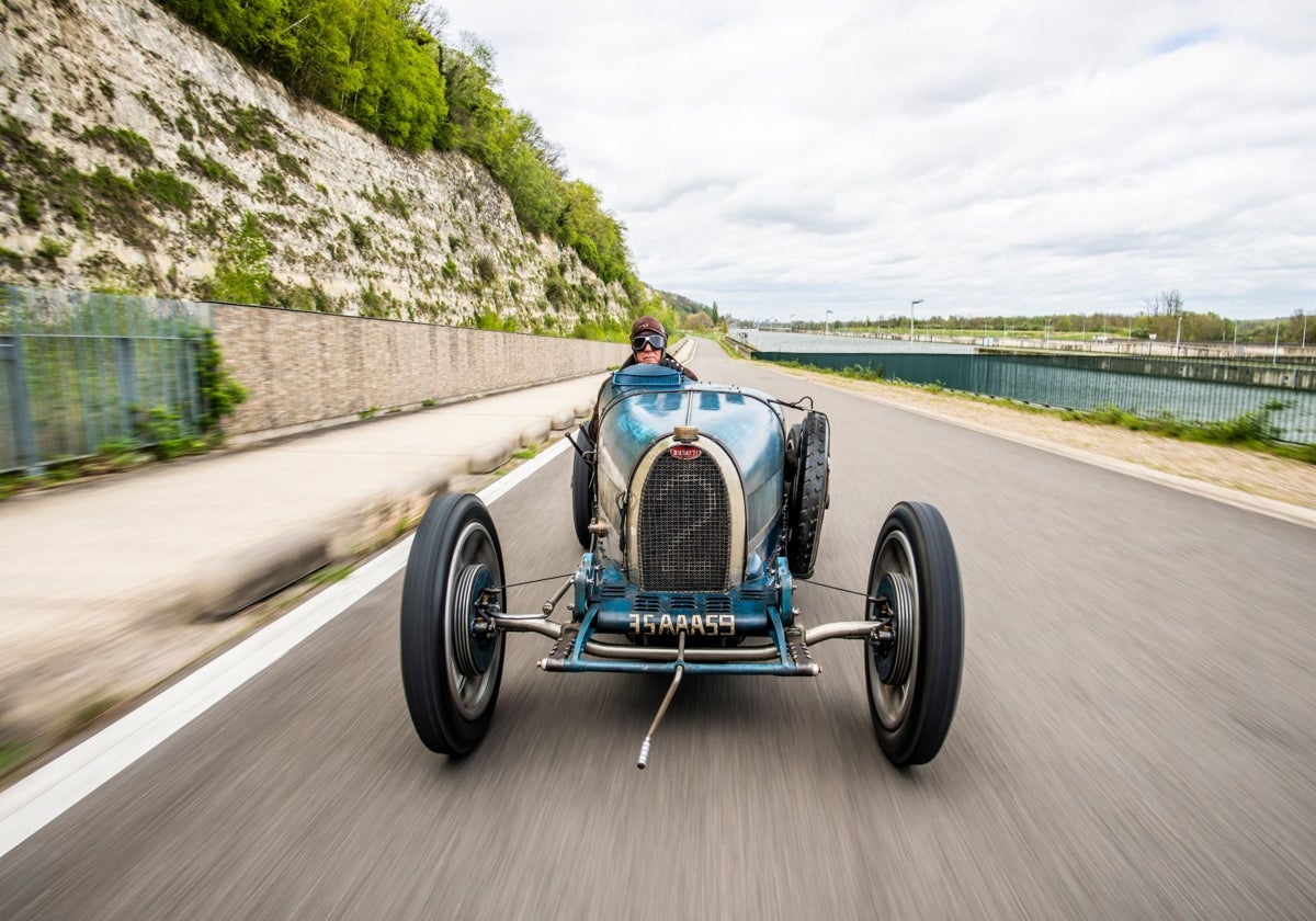 Nacido en 1924, el T 35 redefine el concepto de coche de carreras en su época