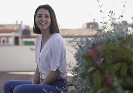 La candidata de Podemos a las elecciones europeas, Irene Montero, posa en la azotea de la sede madrileña del partido.