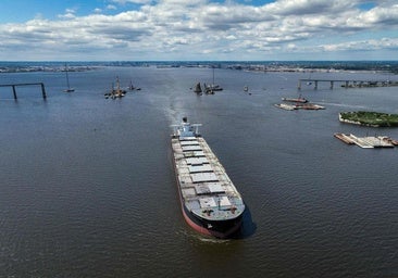 Reabre el puerto de Baltimore dos meses después del derrumbe del puente