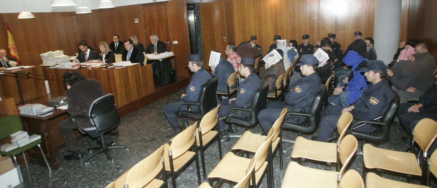 Celebración del juicio por la 'operación Pipol' de tráfico de droga y explosivos.