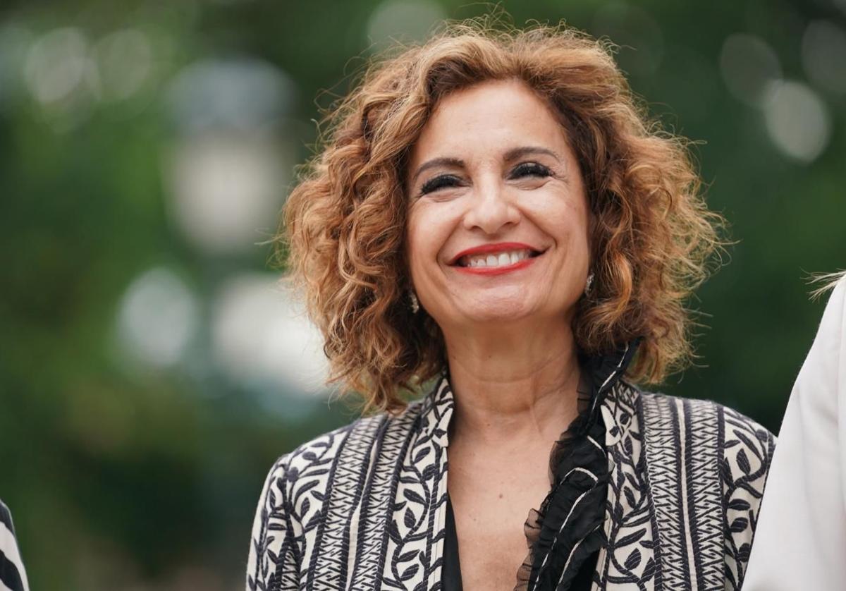 María Jesús Montero durante el acto de jura de Imanol Pradales como lehendakari en Gernika.