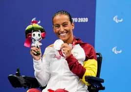 Teresa Perales, con la medalla de palta de Tokio 2020