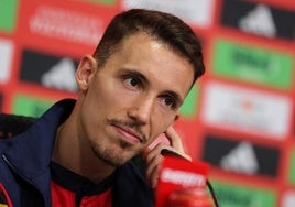 Alejandro Grimaldo, durante la rueda de prensa.