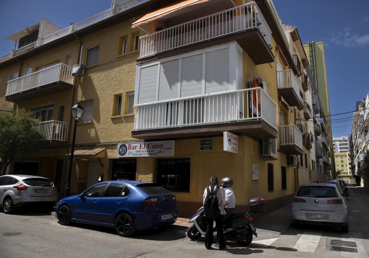 Vivienda de la mujer estrangulada en Fuengirola (Málaga)