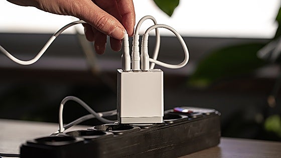 Ni un cable a la vista en casa: aquí tienes las mejores soluciones de cable management