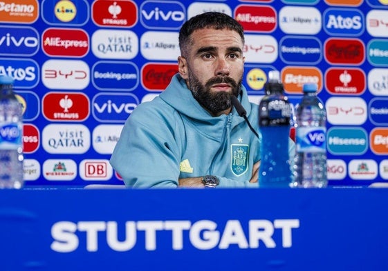 Carvajal, durante su comparecencia previa al duelo entre España y Alemania.