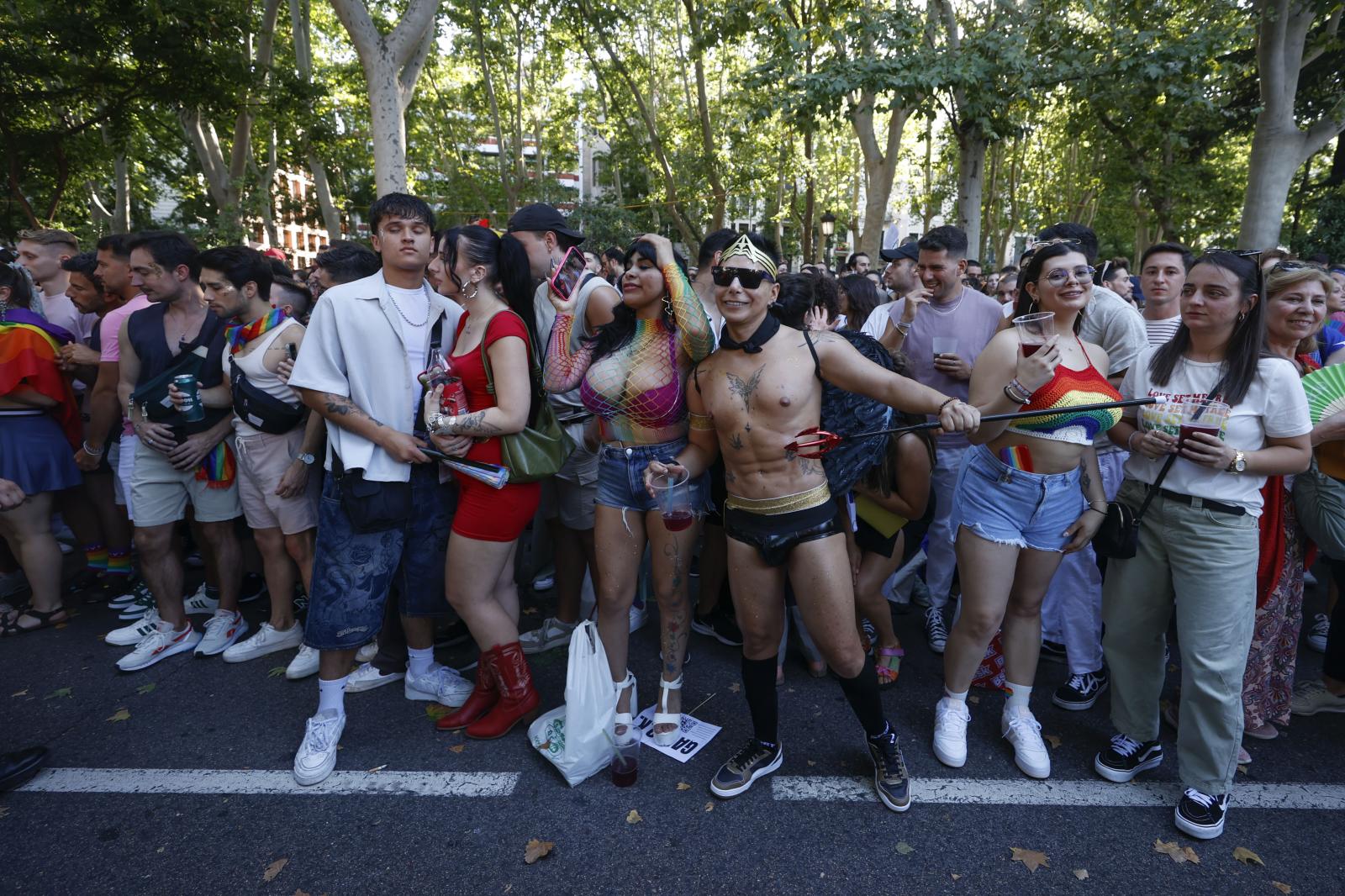 Algunos participantes de la marcha del Orgullo en Madrid.