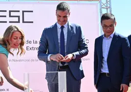 El presidente del Gobierno, Pedro Sánchez, durante la ceremonia de la primera piedra.