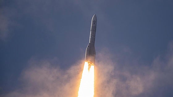 El exitoso lanzamiento del Ariane 6 devuelve a Europa la capacidad para poner satélites en órbita