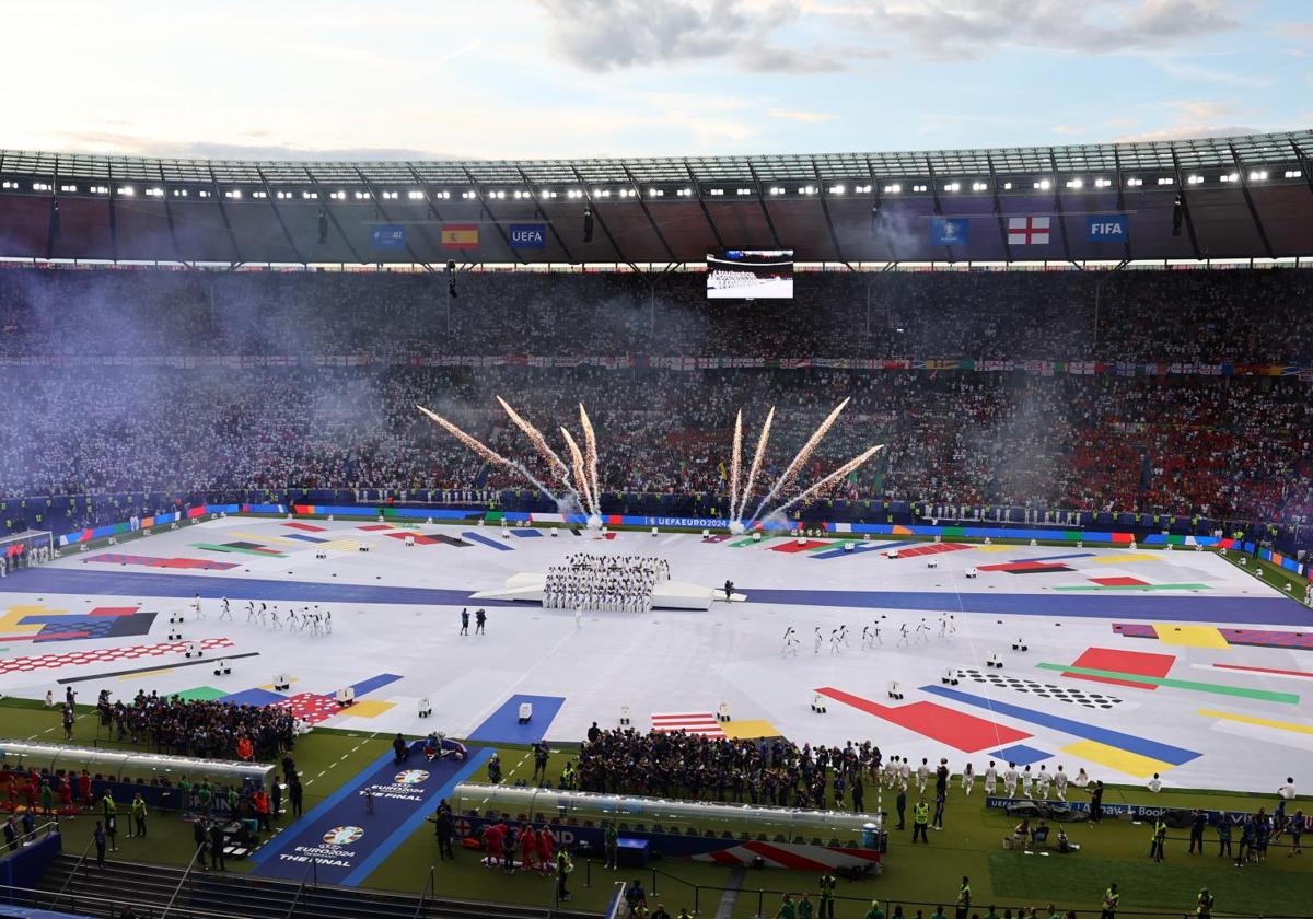 Ceremonia de clausura de la Eurocopa.