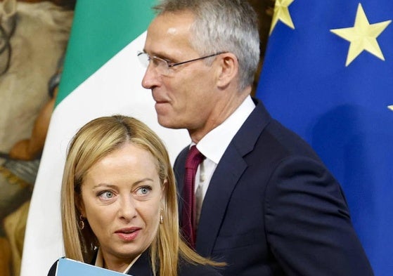 Jens Stoltenberg y Giorgia Meloni durante una visita del secretario general de la OTAN a Roma.