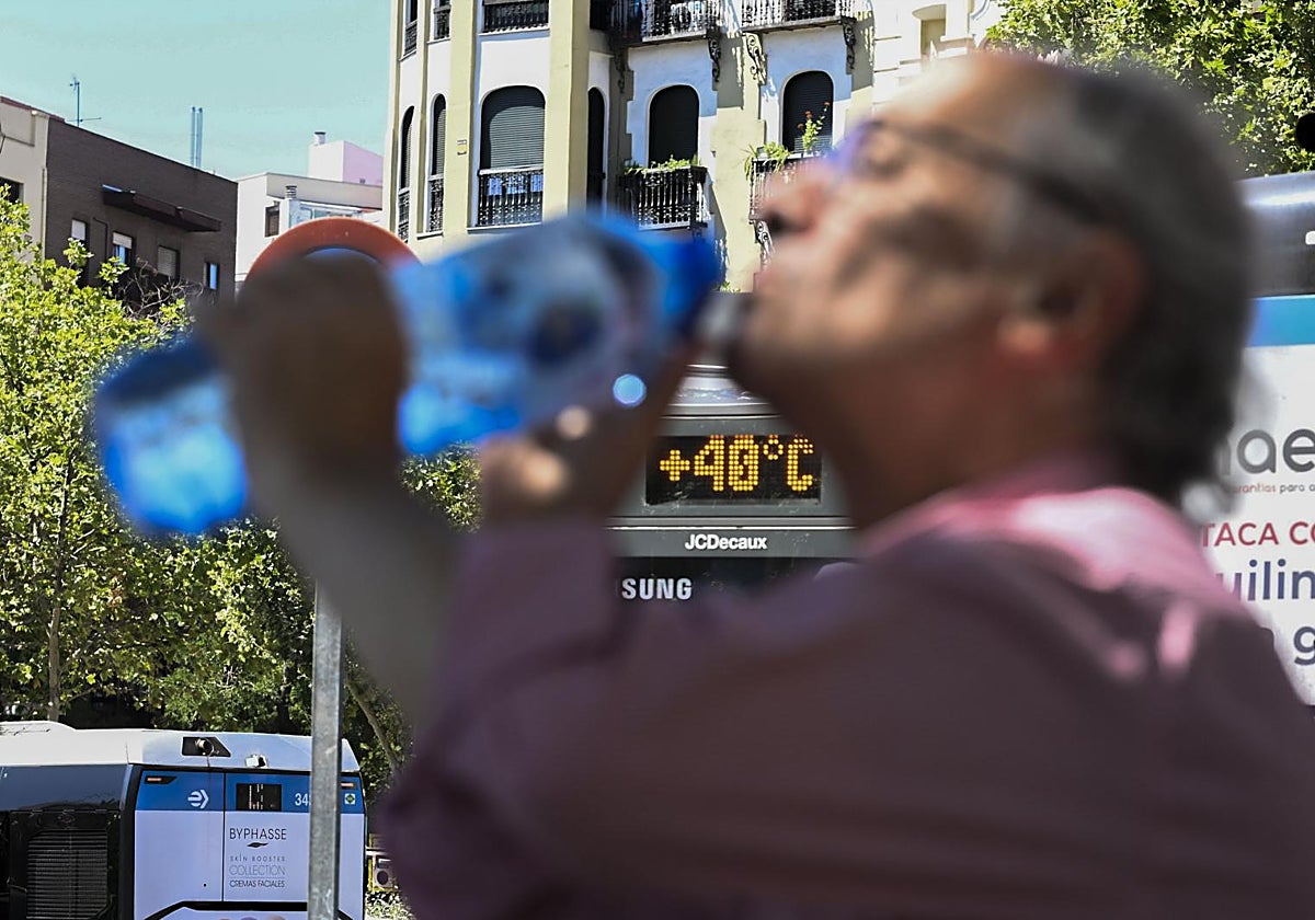 Eleven Autonomous Communities Enter Alert This Tuesday Due to Temperatures Reaching Up to 42ºC