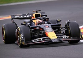 Max Verstappen rueda en Spa-Francorchamps.